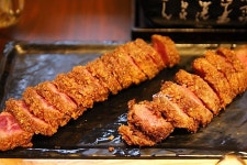 오사카 명물 미니화로에 구워먹는 규카츠 부천 착륙! 고베규카츠 부천역점