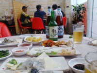 경남 사천시 술을 시키면 안주가 따라나오는 컨셉의 실비집 : 홍어삼합부터 랍스타까지