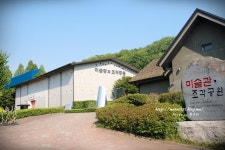 용인 한국민속촌 내 미술관과 조각공원이??