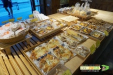 전주 한옥마을 유명빵집 맘스브레드 오징어먹물빵 먹방!