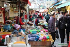 부산을 찾는다면 한 번쯤은 가볼만한 곳/부산 자갈치시장