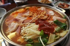 [고양시 화정맛집] 시원하고 담백하지만 오래 끓이면 걸쭉해지는 의정부 부대찌개