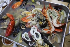 (진해 맛집) 필수 아미노산과의 짜릿한 데이트 용원 큰해물천지