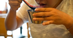 별내동 홍익돈까스 왕돈가스는 얼마나 큽니까?