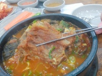 전남 광주 광산구 우산동 맛집 어등뼈해장국 : 돌솥밥이 나오는곳