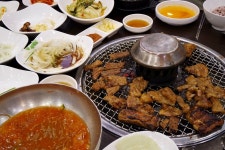 성서숯불갈비 봄날에