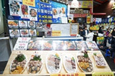 서귀포 매일 올레시장 바이올레에서 제주도 선물 구입하세요