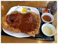 홍익돈까스 대표메뉴 왕돈까스.. 9900원 왕커요!