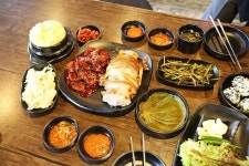 삼각지역 맛집 족과의동침 용산구 족발배달 보쌈배달