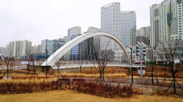 봄 비오는 날 여행 서울 고덕천~하남 미사호수공원 우중 산책