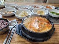 대전 용문동 별이네밥상에서 순두부