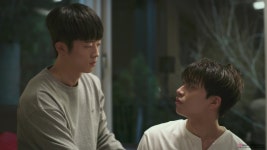 [웹드라마/한국영화/퀴어] 너의 시선이 머무는 곳에(스포결말있음)