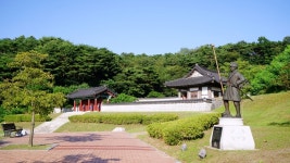 충남 가볼만한곳 홍성 여행코스 백야 김좌진생가지.사당