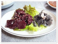 신사강식당(수원시/송죽동)...찰진 육회에 간단히 한잔...