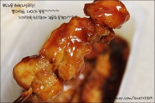 맛이 정말 일품이라서 중독성 강한 숯불 바베큐 치킨 한번먹으면 또먹고싶어져요.(숯불치킨,매운맛바베큐,닭꼬치,야식,한방초벌숯불바베큐)