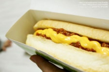 [ 평촌 뉴욕핫도그 앤 커피 ] 칠리 핫도그와 치즈 핫도그, 스테프핫도그보다 클래식한 맛이예요.