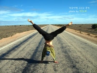 90 MILE STRAIGHT ROAD 146.6KM의 도로를 만나다.