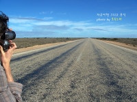 90 MILE STRAIGHT ROAD 146.6KM의 도로를 만나다.