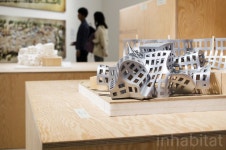 Frank Gehry Comments on Dictators and Democracy after Hilary Clinton Secretary of State Speech Architecture Guggenheim Museum...