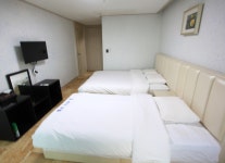 제주시 제이바다호텔입니다.