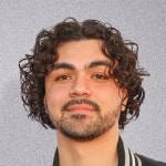 아담 이리고옌의 영화 및 프로그램 - Apple TV (KR)