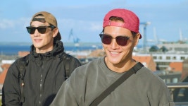 이야, 여기가 오르후스네 - 도포자락 휘날리며(시즌 1, 에피소드 7) - Apple TV (KR)