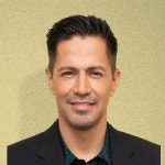 제이 헤르난데즈의 영화 및 프로그램 - Apple TV