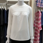 CLBFTS105 레이스 라운드넥 블라우스느낌 긴팔 티셔츠 소매레이스_NC중앙로역점- 이랜드몰