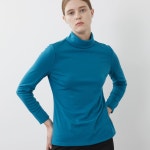 올리비아로렌 터틀넥 턱 포인트 폴라 티셔츠 VOBAL3W9451 NC중앙로역점- 이랜드몰