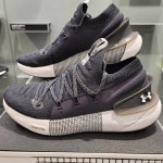 언더아머 남성 UA HOVR 팬텀 3 러닝화 3025516-003_강남점- 이랜드몰