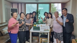장안구청 > 장안 홍보관 > 수원시 장안구 영화동 주민자치회, 추석맞이 경로당 방문
