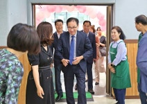 장안구청 > 장안 사진첩 > 2026년 연무동 경로잔치