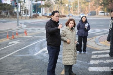 장안구청 > 장안 사진첩 > 인동선 주민설명회 관련 민원 현장방문