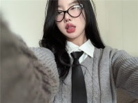 블라우스 + 언발 꽈배기 긴팔 그레이 케이블 스웨터 +로우라이즈 롱 맥시 플리츠 스커트(벨트) 치마 프레피룩 [단품/세트구성] 3PC SET 230038-71