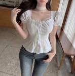 조이비비 핀터감성 레이스 스모크 퍼프 블라우스