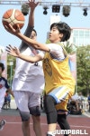 중등부 8강경기, 레이업을 시도하는 더프로세서