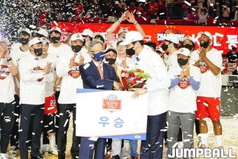 [JB화보] SK, 2021-2022 KGC 정관장 프로농구 통합우승 시상식
