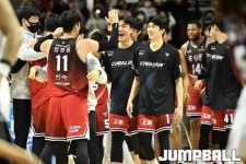 [화보] KGC인삼공사, 86-79로 캐롯에 후반 역전승