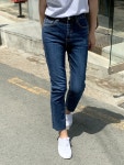 케이클럽-케스너 슬림 컷팅 데님 팬츠 케스너 슬림 컷팅 데님 팬츠
