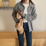 케이클럽-REVIEW 주머니가  있었음  좋았을텐데 없어서 좀 아쉬워요  니트만 마니사서 집업으로 주문해서REVIEW - (주)케이에스디 어패럴