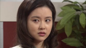서윤아, 생방송 인터뷰 도중 드레스 표절 제보받아 - 곰TV