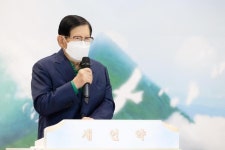 신천지예수교회 마태 24장 ‘마지막 때 전쟁과 평화’ 러-우크라... ‘마지막 때 전쟁과 평화’ 러-우크라 전쟁으로 성경 속 전쟁 해석 요청 쇄도
