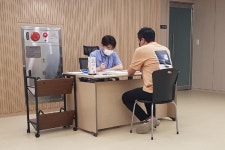 안성시보건소, 금연아파트 야간이동금연클리닉 실시:경인투데이뉴스 ≪경인투데이뉴스≫ 안성시보건소, 금연아파트 야간이동금연클리닉 실시