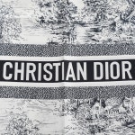 [크리스챤디올]라프리마 디올 여성 90 스퀘어 스카프 51SCO090I602-540 [W CONCEPT]