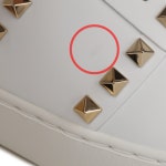 [발렌티노](스크래치) 라프리마 [VALENTINO] 발렌티노 락스터드 언타이틀 남성 스니커즈 1Y2S0931-BHS-0BO-41 [W CONCEPT]