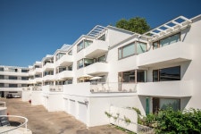 Jacobsens Bella Vista Estate. Side view - Arne Jacobsen — Google Arts & Culture Jacobsens Bella Vista Estate. Side view... 