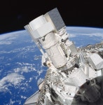 STS-35 ASTRO-1 telescopes documented in OV-102s payload bay (PLB) — Google Arts & Culture STS-35 ASTRO-1 telescopes documented... 