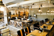 나인로드피제리아 구미시청점, Gumi-si — South Korea Gyeongsangbuk-do Gumi-si 송정동 457-1, தொலைபேசி 054-444... 