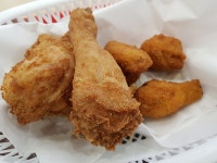 KFC 사상이마트점, 부산광역시 — 대한민국 부산광역시 사상구 괘법동 광장로 17, 전화 051-311-8375, 개방 시간 KFC 사상이마트점... 