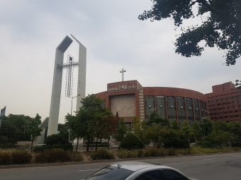 여의도순복음교회, 서울특별시 — 대한민국 서울특별시 영등포구 여의도동 국회대로76길 15, 전화 02-6181-9191 여의도순복음교회...